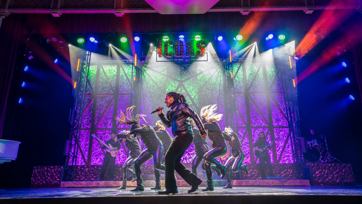 Busch Gardens Tampa Bay Icons Show