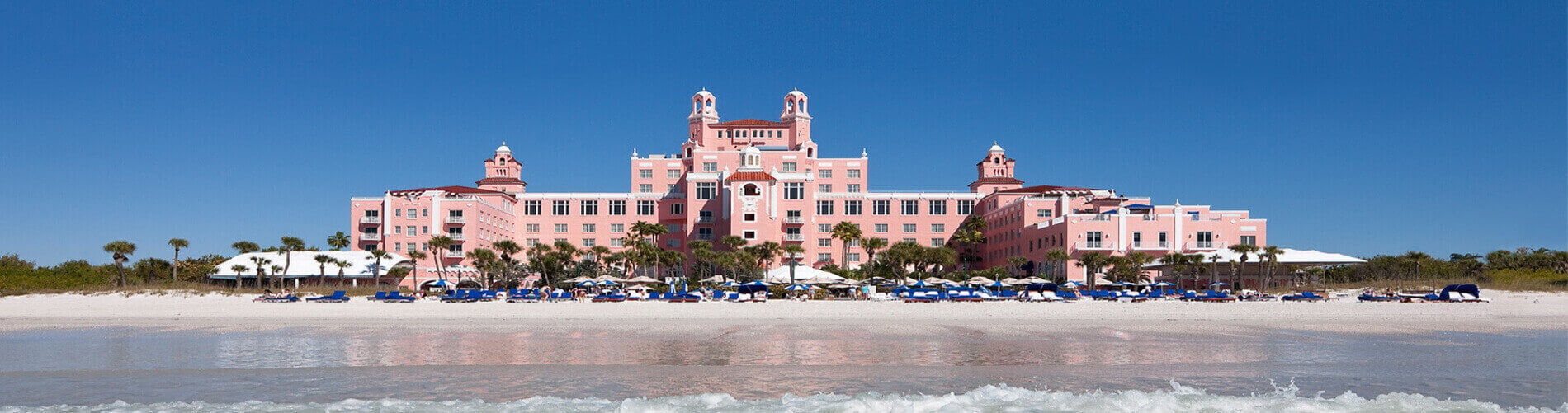 Don Cesar, a pink hotel located on the beach in Florida