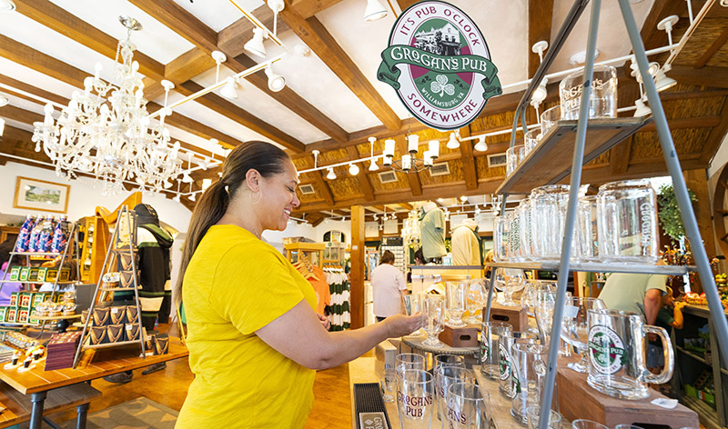 Emerald Isle Gift Shop interior