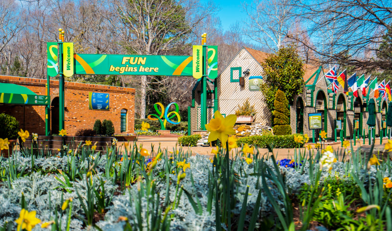 The front entrance of Busch Gardens Williamsburg