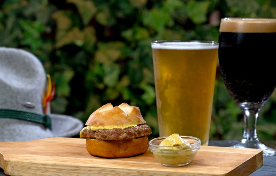 a beer and bbq chicken slider