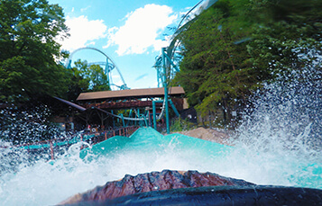 Le Scoot log flume