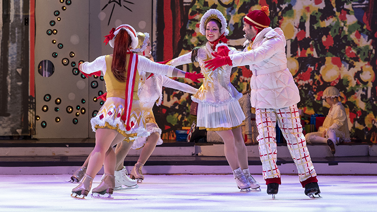 Twas That Night Ice Skating Show at Busch Gardens Williamsburg