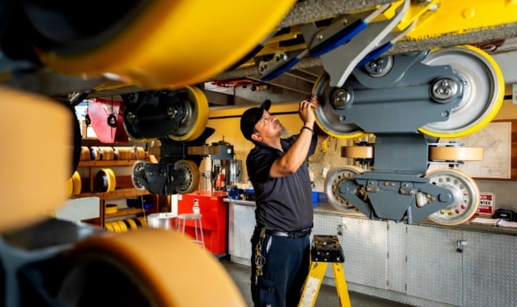 Busch Gardens Maintenance Employee